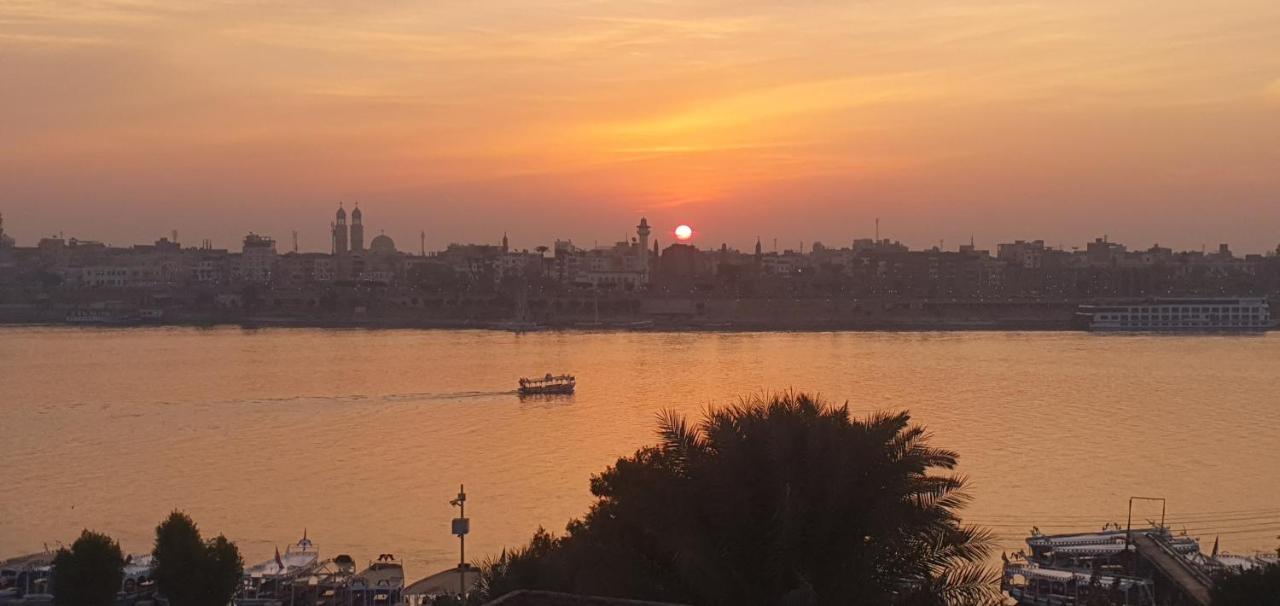 Apartment Nile Sunrise Flats *